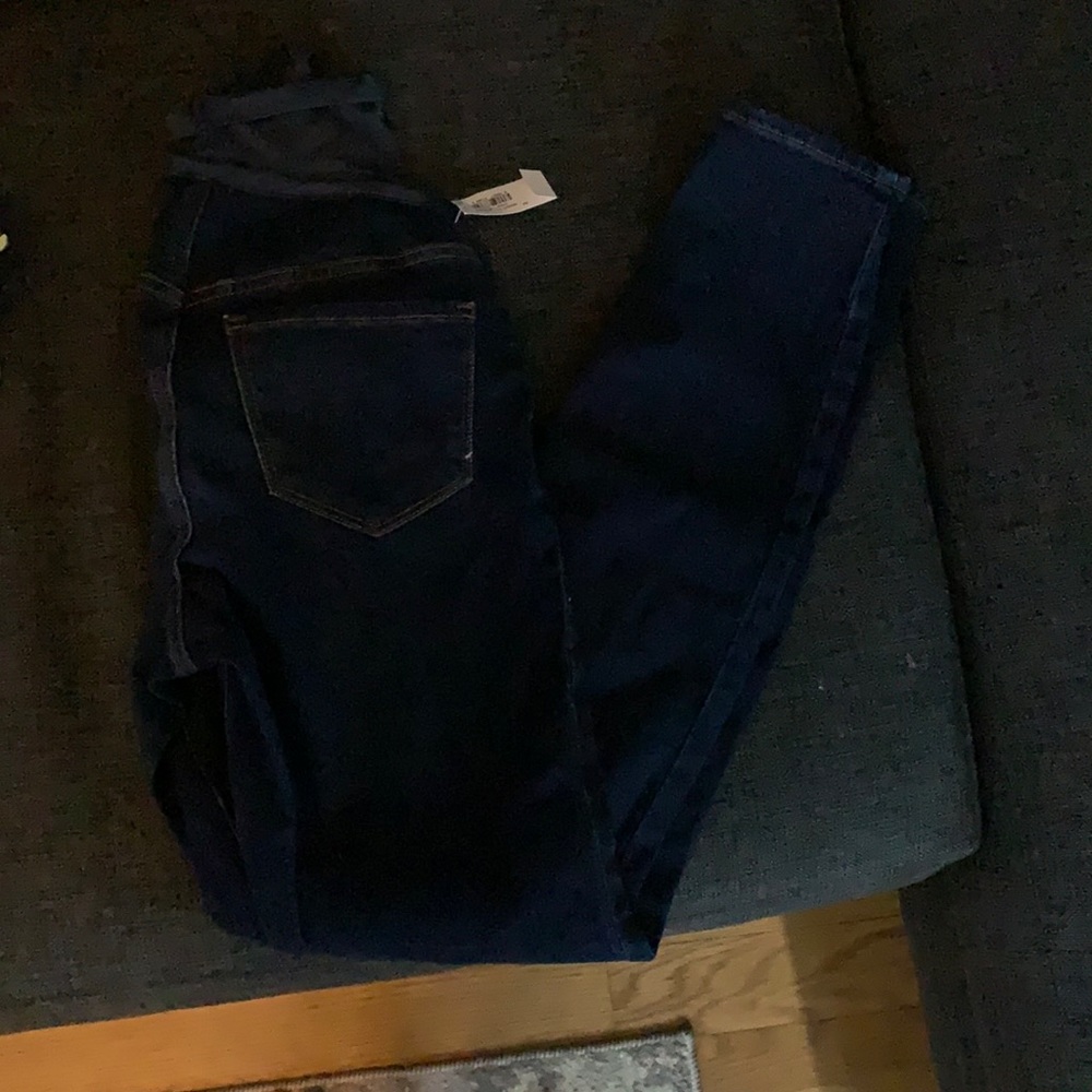 Full panel brand new skinny leg jeans!